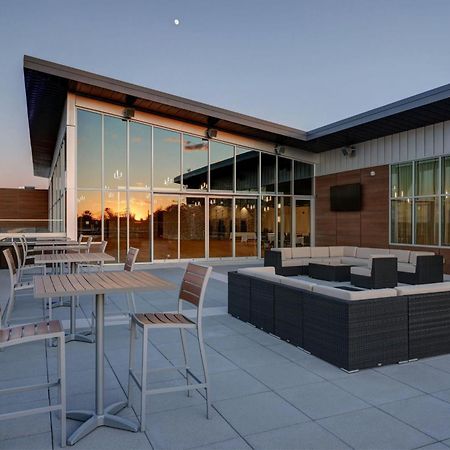 Courtyard By Marriott Iowa City University Heights Εξωτερικό φωτογραφία