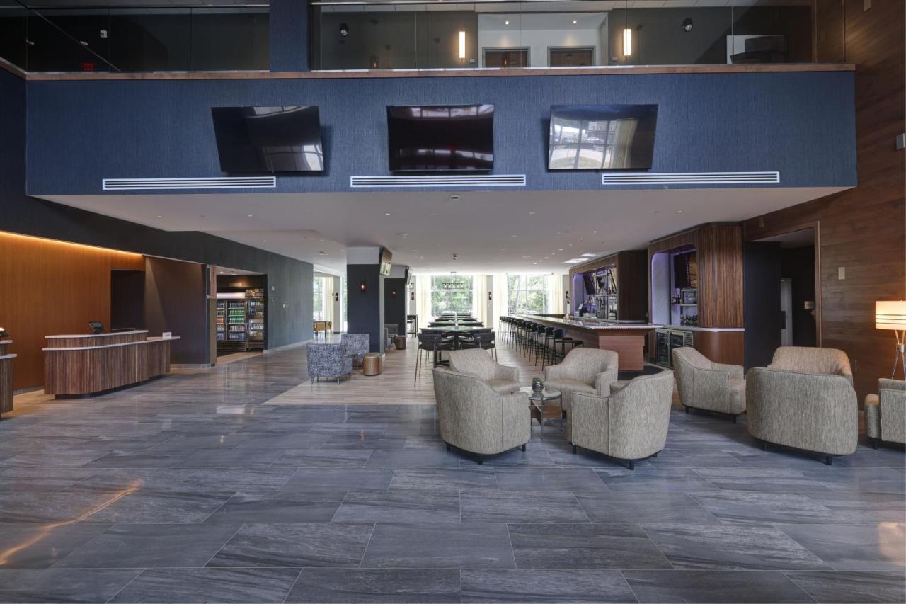 Courtyard By Marriott Iowa City University Heights Εξωτερικό φωτογραφία